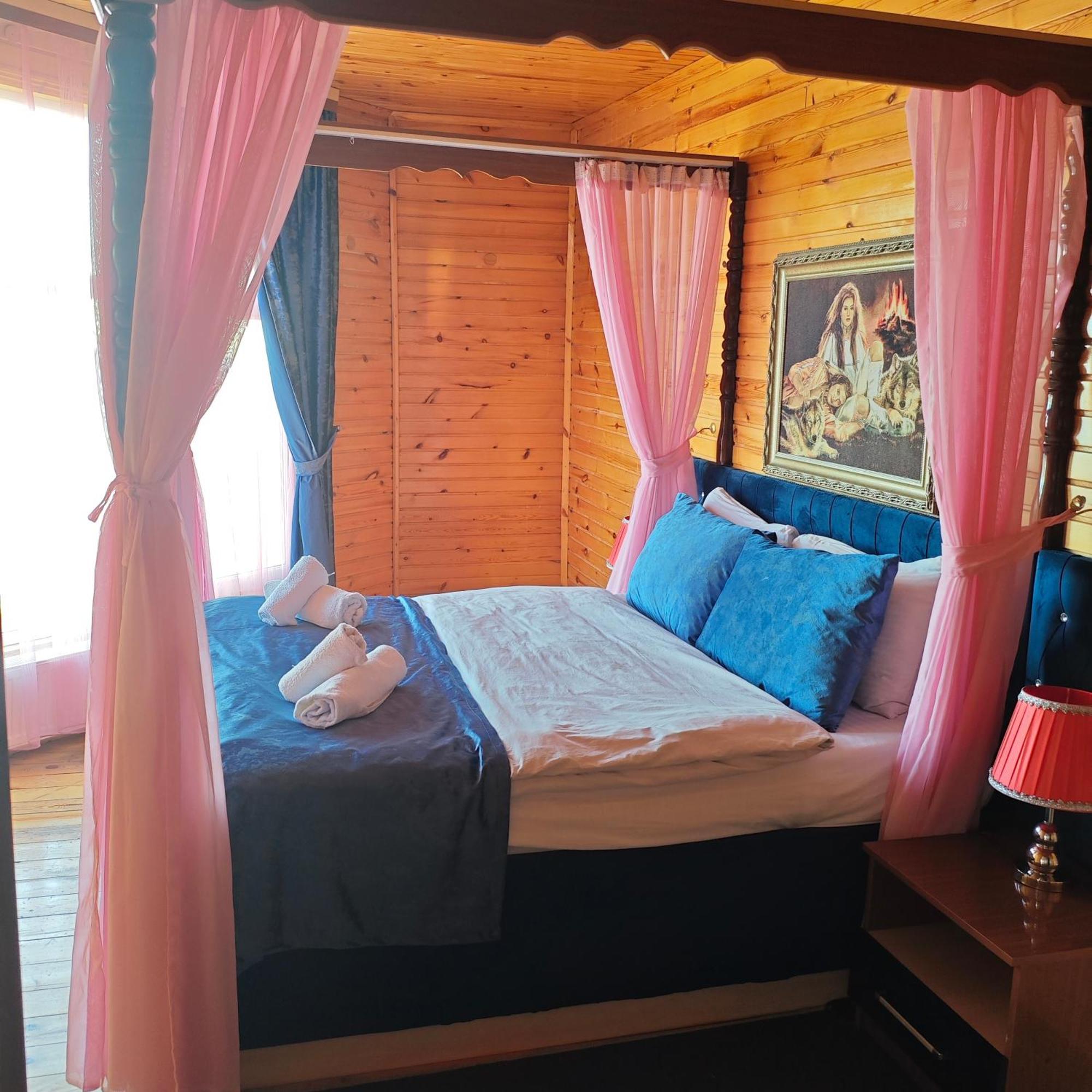 Kungut Hotel & Restaurant Şǝki 外观 照片